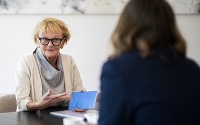 Kopftuchverbot an Schulen: Ein Erfolg für Kinderschutz und Gleichberechtigung